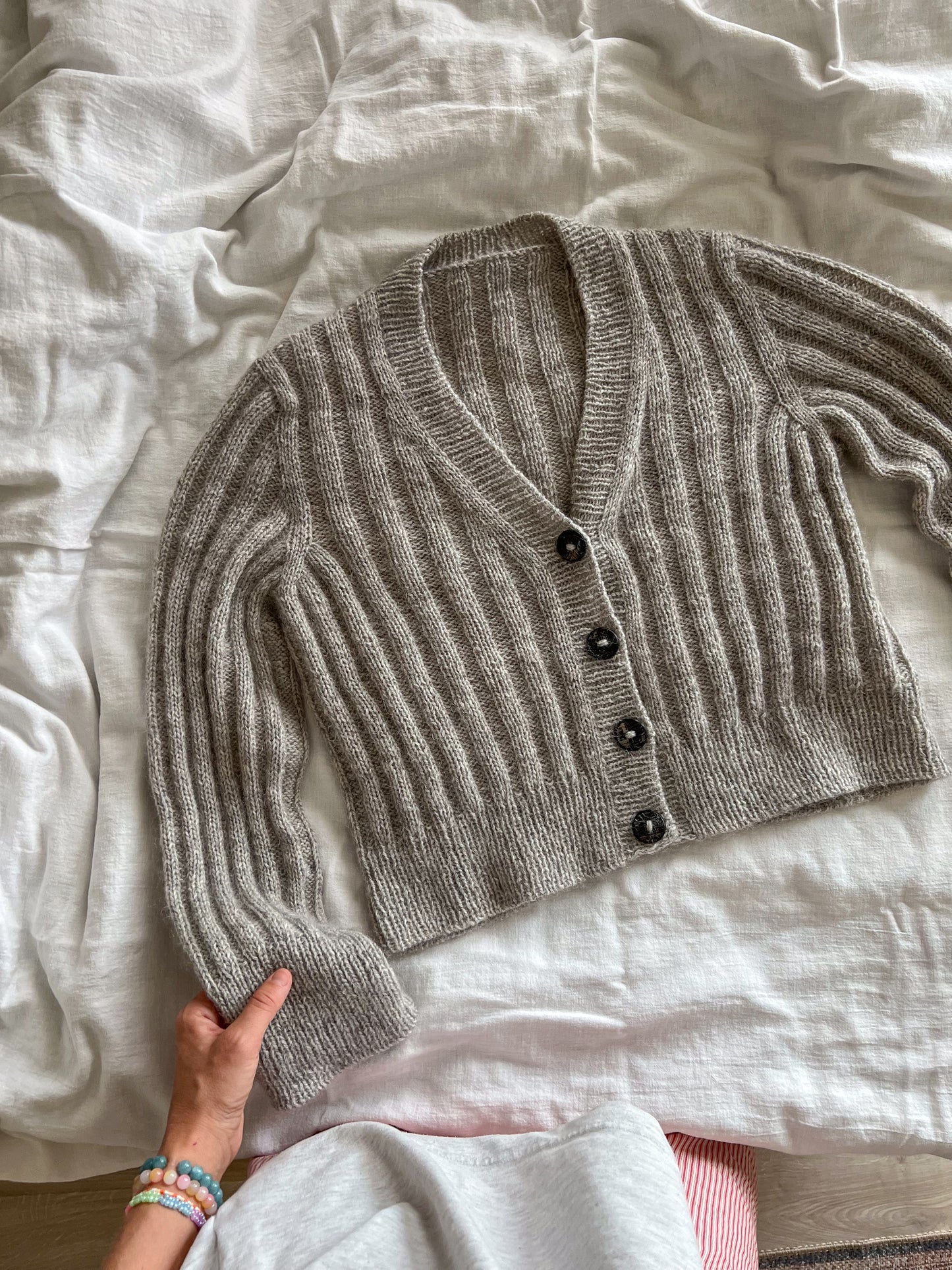 Oda Cardigan (dansk)
