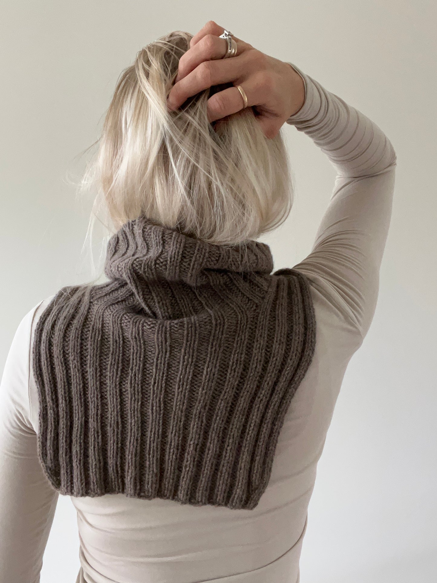 Autumn Neck (norsk)