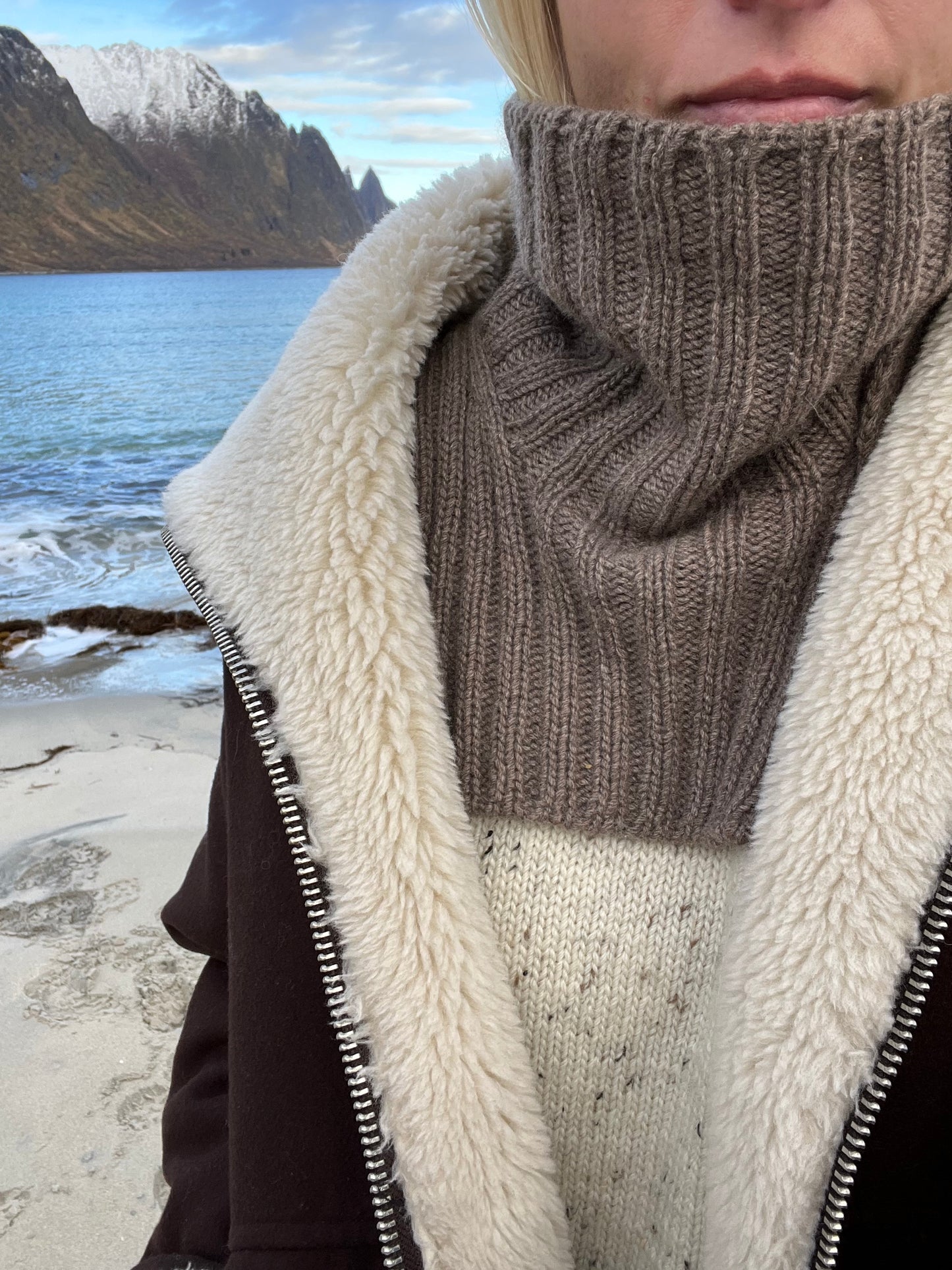 Autumn Neck (norsk)