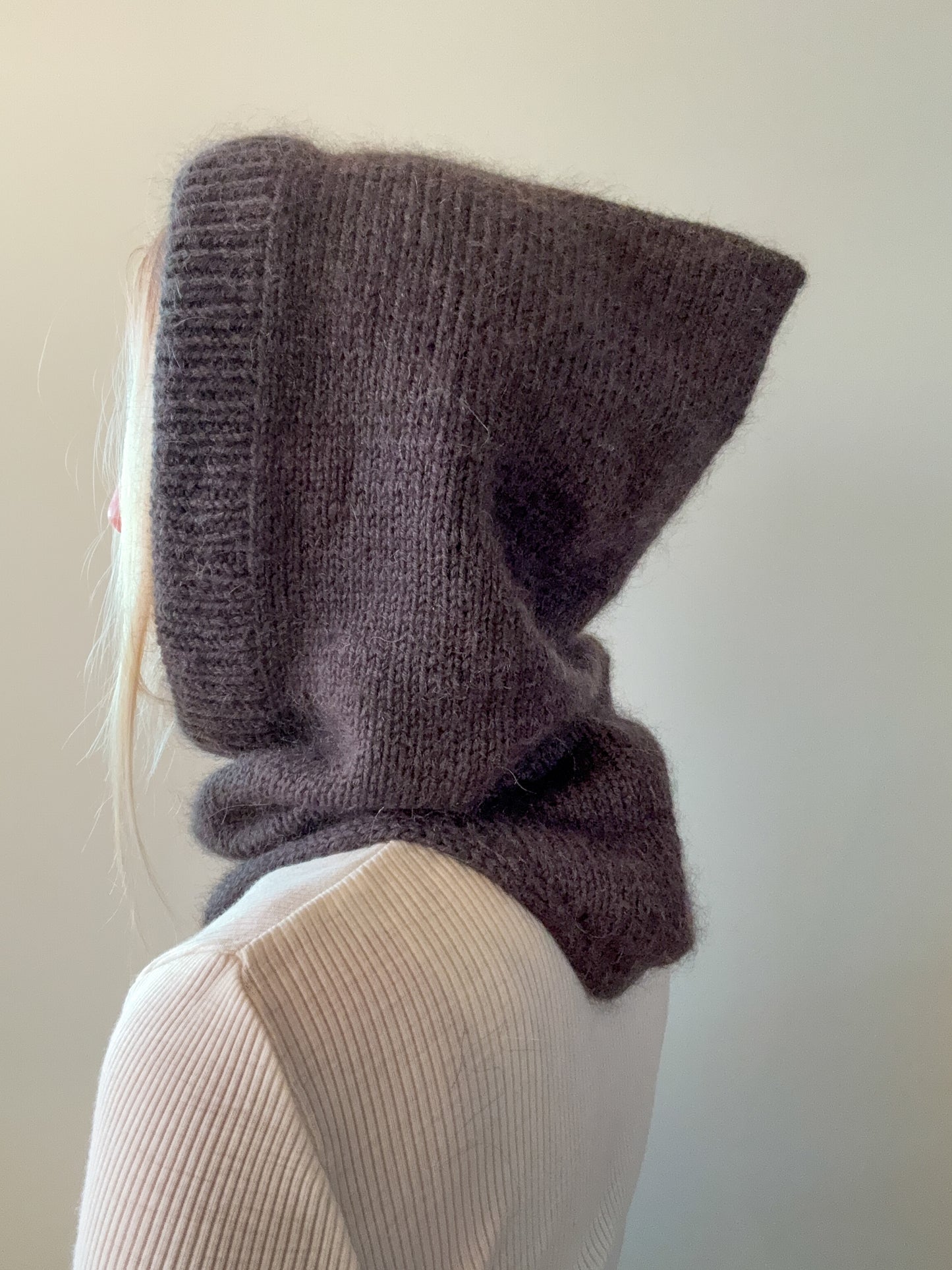 Sage Hood (svenska)
