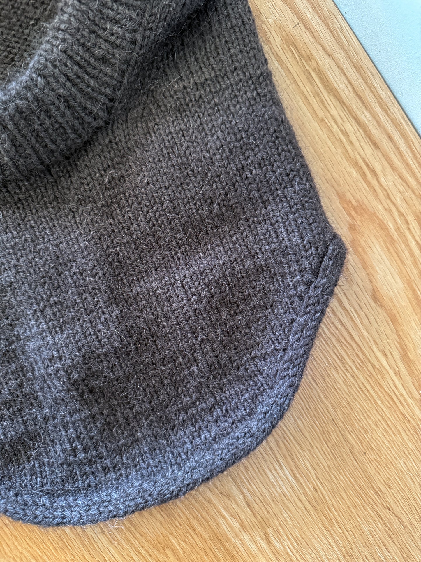 Sage Hood (svenska)