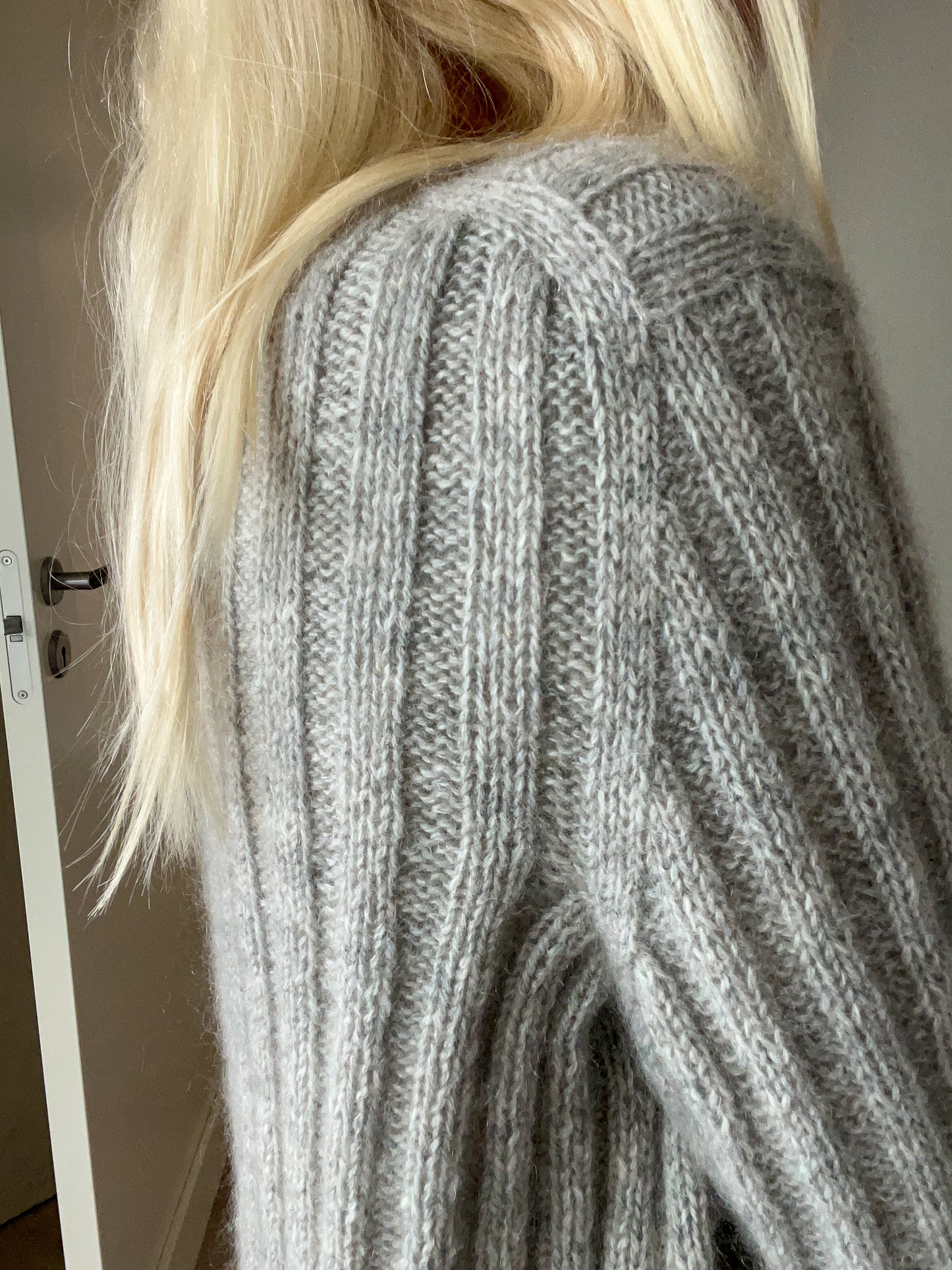 Oda Cardigan (svenska)