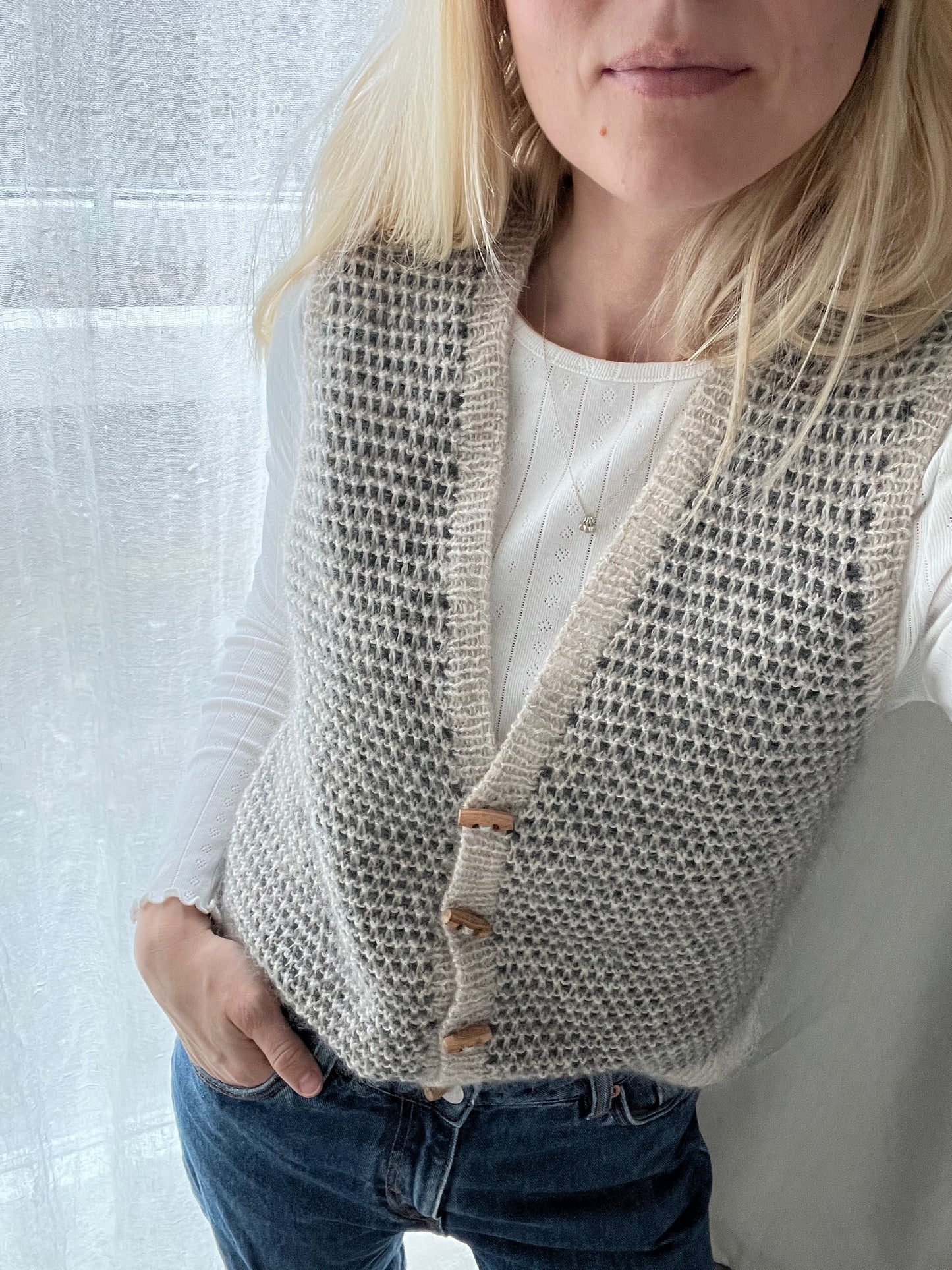Lewis Vest (svenska)